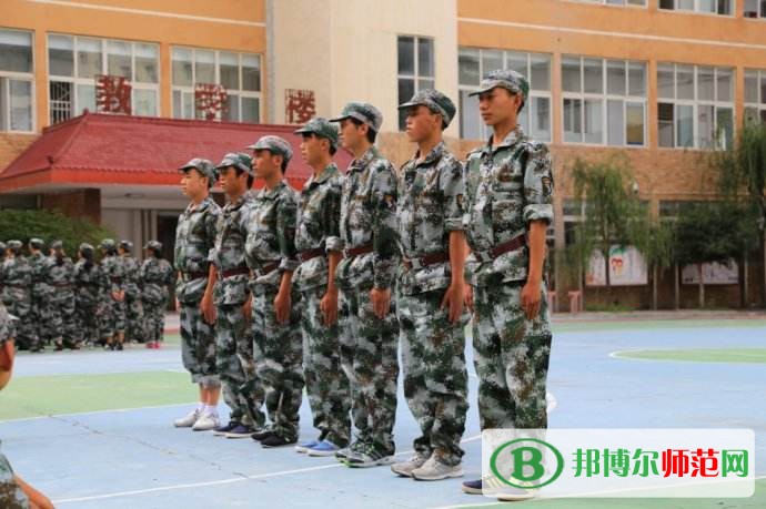 馬爾康民族師范學(xué)校2023年報名條件、招生要求、招生對象 
