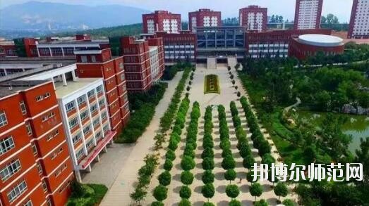 云南經濟管理師范學院安寧校區(qū)是幾本