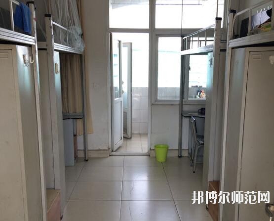 云南財經(jīng)師范大學龍泉路校區(qū)宿舍條件