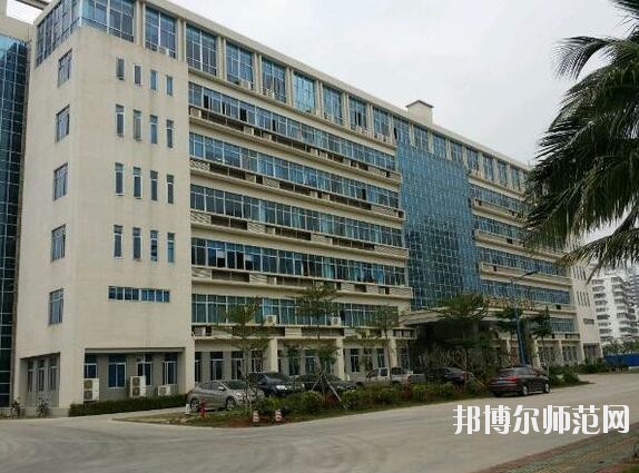 海南大學師范學院城西校區(qū)招生辦聯(lián)系電話