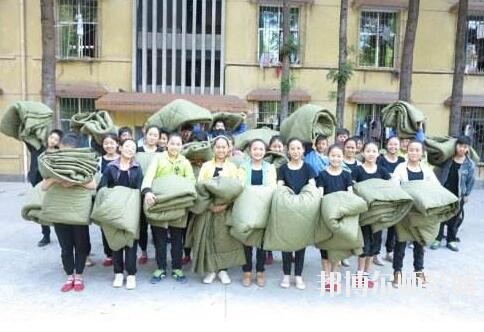 四川彝文幼兒師范學(xué)校2018年報名條件、招生對象