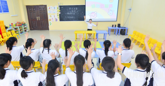 成都五月花幼兒師范高級技工學(xué)校怎么樣、好不好
