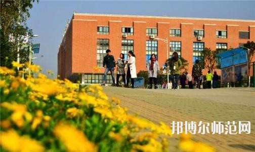 四川五月花專修師范學(xué)院2020年報名條件、招生要求、招生對象