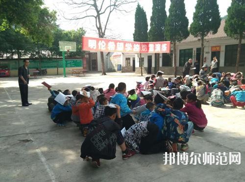 射洪縣職業(yè)中專幼兒師范學(xué)校2020年報(bào)名條件、招生要求、招生對象