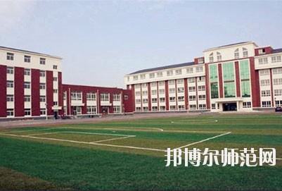 成都2020年女生上幼師學校學什么專業(yè)好