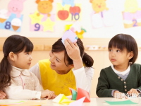 南昌2020年中專幼師學(xué)?？梢钥即髮? /><b>南昌2020年中專幼師學(xué)?？梢钥即髮?/b><span>2020-03-23 15:01</span><p>南昌2020年中專幼師學(xué)?？梢钥即髮?對(duì)于中專幼師學(xué)校怎么考大專這個(gè)問題，相信選擇幼師專業(yè)的小伙伴們都是想拿到一個(gè)更高的文</p></a></li>
            <li><a href=