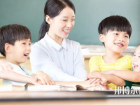 金昌2020年幼師學(xué)校中專升大?？际裁? /><b>金昌2020年幼師學(xué)校中專升大專考什么</b><span>2020-04-20 14:47</span><p>幼師學(xué)校中專升大?？际裁?在現(xiàn)在這個(gè)看學(xué)歷的社會(huì)，學(xué)歷文憑當(dāng)然是越高越好，很多現(xiàn)在讀中專的學(xué)生都會(huì)考慮參加單招考試或者是</p></a></li>
            <li><a href=