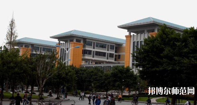 重慶微電子工業(yè)幼師學(xué)校怎么樣、好不好