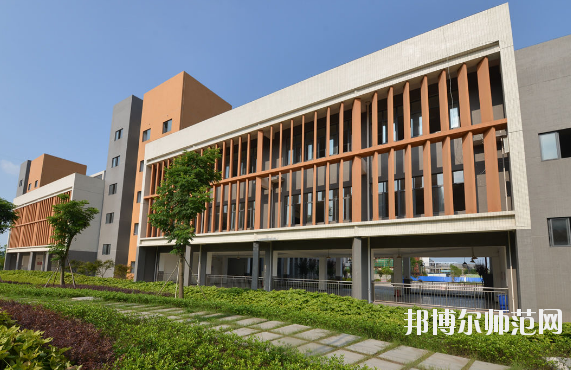 重慶育才幼師職業(yè)教育中心怎么樣、好不好