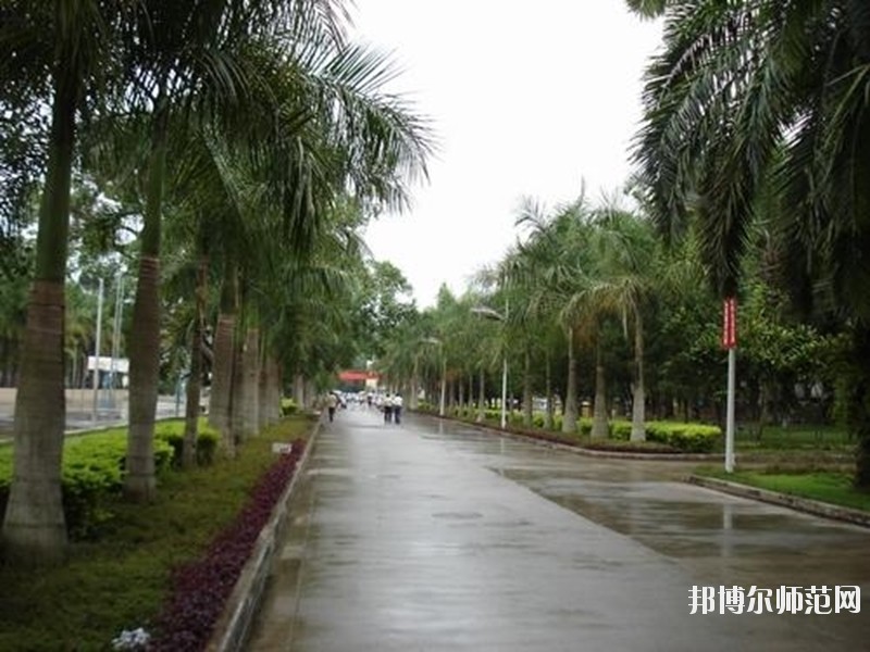 西雙版納職業(yè)技術師范學院2021年招生錄取分數(shù)線