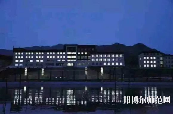 呼和浩特職業(yè)師范學(xué)院東校區(qū)2021年報(bào)名條件、招生要求、招生對(duì)象