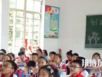 四川2022年小學(xué)教育學(xué)校哪個(gè)專(zhuān)業(yè)最好