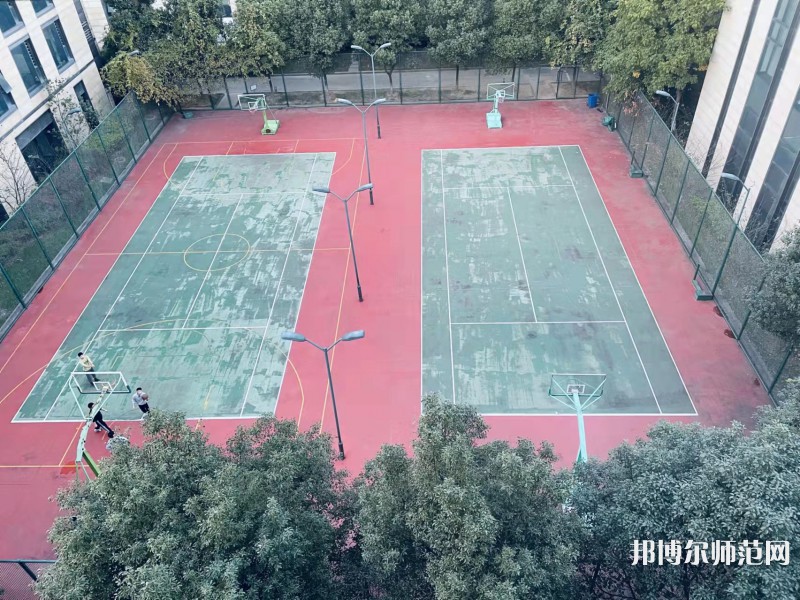晴隆幼兒師范職業(yè)教育培訓(xùn)中心2021年招生辦聯(lián)系電話(huà)