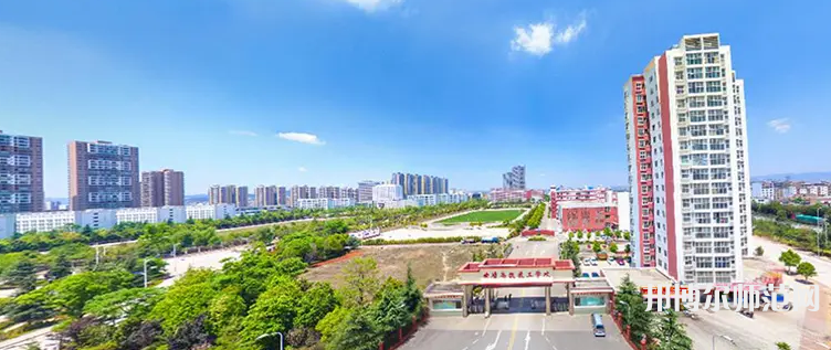 曲靖幼兒師范技工學(xué)校2023年學(xué)費(fèi)、收費(fèi)多少