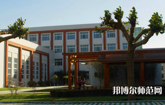 北京京北職業(yè)師范技術(shù)學院2023年報名條件、招生要求、招生對象