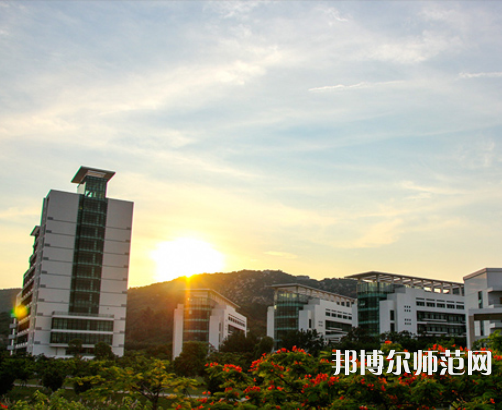 廈門大學(xué)嘉庚師范學(xué)院2023年報(bào)名條件、招生要求、招生對象