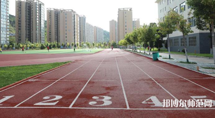 旬陽(yáng)幼師職業(yè)中等專(zhuān)業(yè)學(xué)校2023年報(bào)名條件、招生要求、招生對(duì)象
