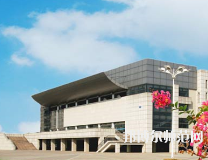 鹽城工師范學(xué)院建軍東路校區(qū)2023年報(bào)名條件、招生要求、招生對象