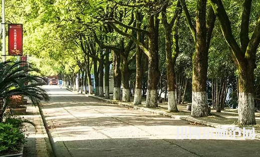 咸寧職業(yè)技術(shù)師范學院2023年怎么樣、好不好