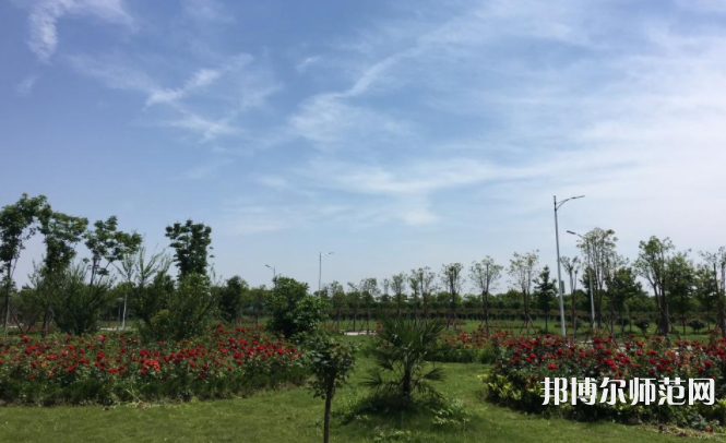 長江大學(xué)師范學(xué)院武漢校區(qū)2023年報(bào)名條件、招生要求、招生對象