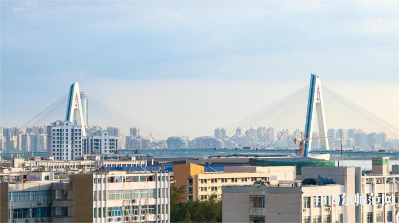 海南大學師范學院城西校區(qū)2023年招生辦聯(lián)系電話
