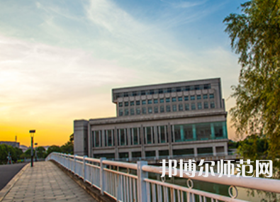 中南師范大學(xué)2023年怎么樣、好不好