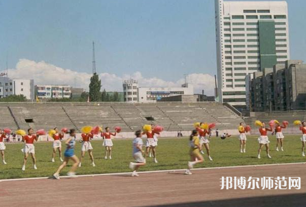烏魯木齊職業(yè)師范大學(xué)2023年報(bào)名條件、招生要求、招生對象