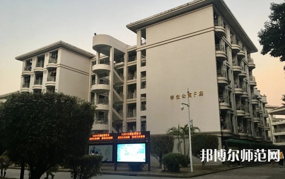 華中師范大學(xué)2023年報(bào)名條件、招生要求、招生對(duì)象