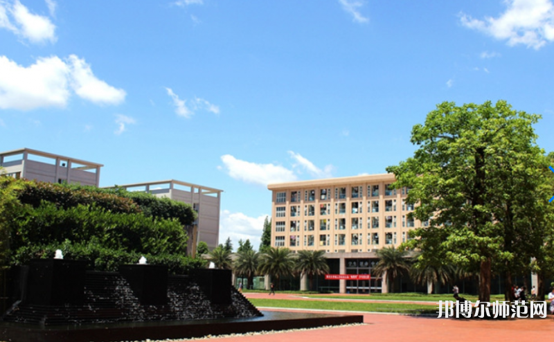 四川大學(xué)錦江師范學(xué)院2023年報(bào)名條件、招生要求、招生對象 
