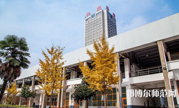 西安建筑科技師范大學(xué)華清學(xué)院2023年報(bào)名條件、招生要求、招生對(duì)象
