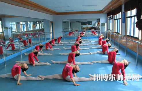 達(dá)州職業(yè)技術(shù)師范學(xué)院新校區(qū)2023年學(xué)費(fèi)、收費(fèi)多少 