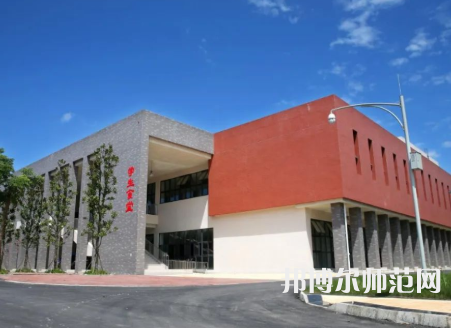 雅安職業(yè)技術(shù)師范學(xué)院2023年報(bào)名條件、招生要求、招生對(duì)象