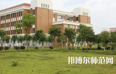 2023年贛州師范高等?？茖W校是民辦大學還是公辦