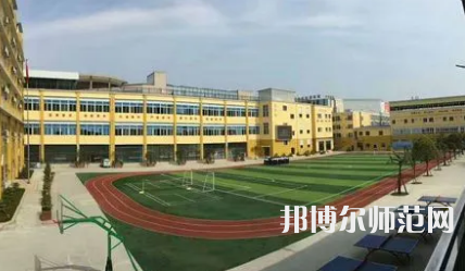 2023年成都育華職業(yè)幼兒師范學(xué)校報(bào)名條件、招生對(duì)象