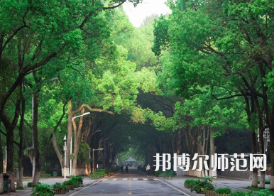 2023年華中師范大學(xué)報(bào)名條件、招生對(duì)象