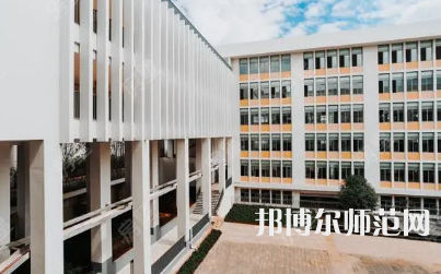 2023年云南師范大學(xué)實(shí)驗(yàn)中學(xué)報(bào)名條件、招生對(duì)象