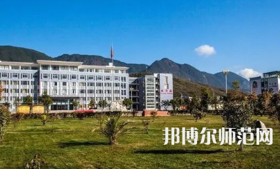 2023年麗江師范高等專科學校報名條件、招生對象