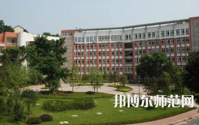 2023年重慶市江津區(qū)師范進修學校報名條件、招生對象